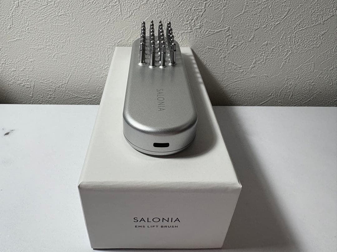 【美品】SALONIA サロニア EMSリフトブラシ