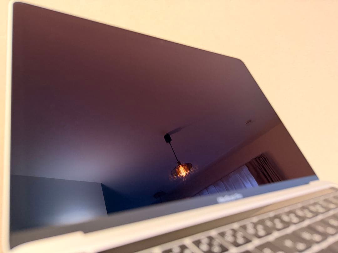 MacBook Pro M1 13 インチ 16GB/256GB シルバー