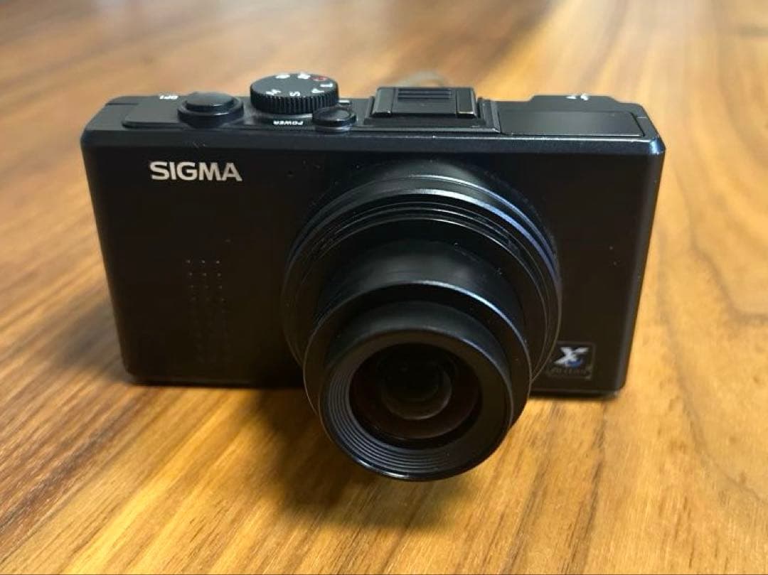 SIGMA コンパクトデジタルカメラ DP-1