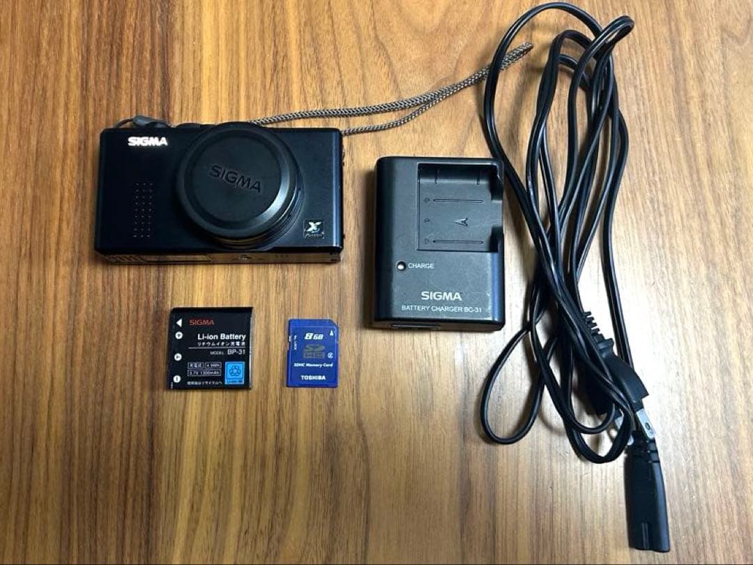 SIGMA コンパクトデジタルカメラ DP-1