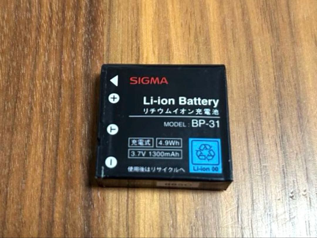 SIGMA コンパクトデジタルカメラ DP-1