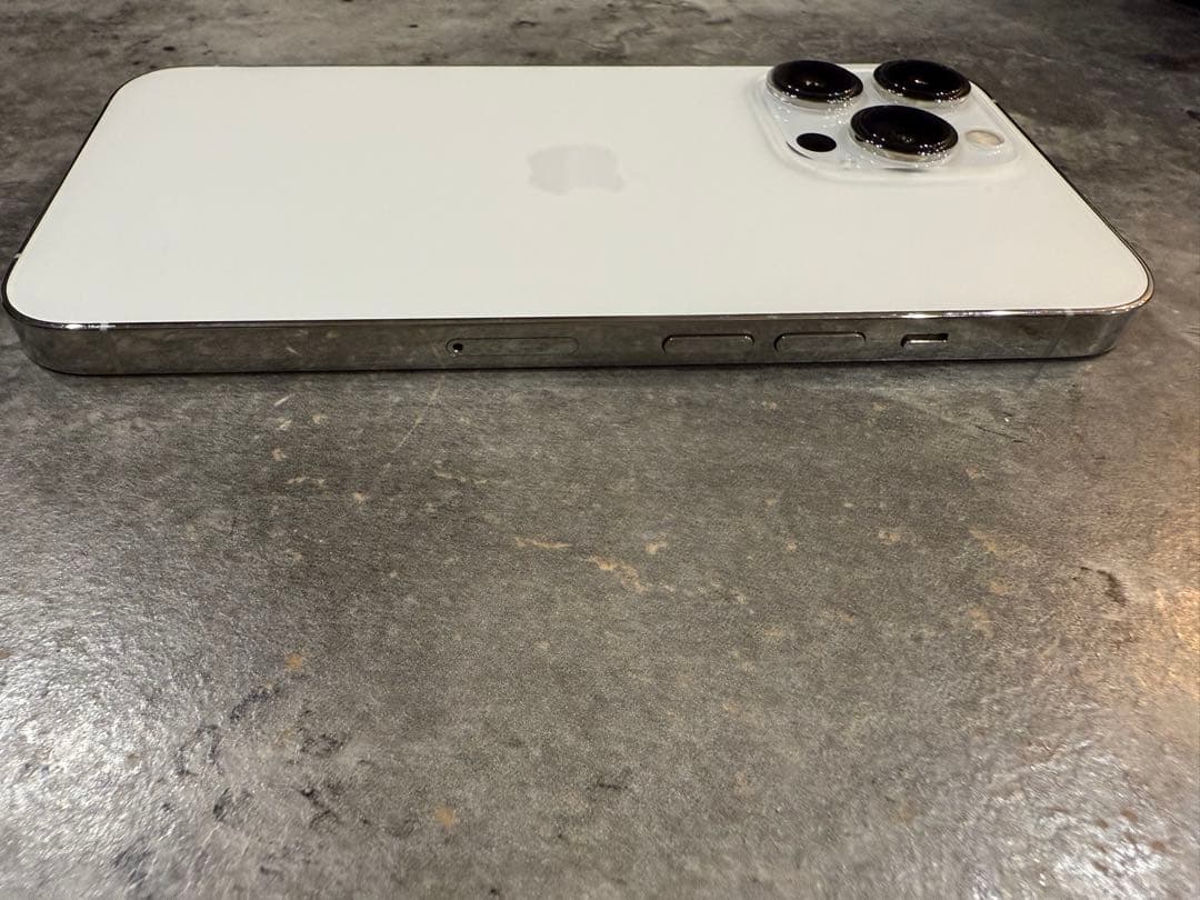 【美品】iPhone 13 Pro128G シルバー 本体　バッテリー93%