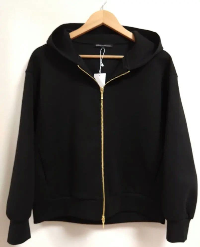 23区 完売コットンエアーダンボールコクーンフーディ