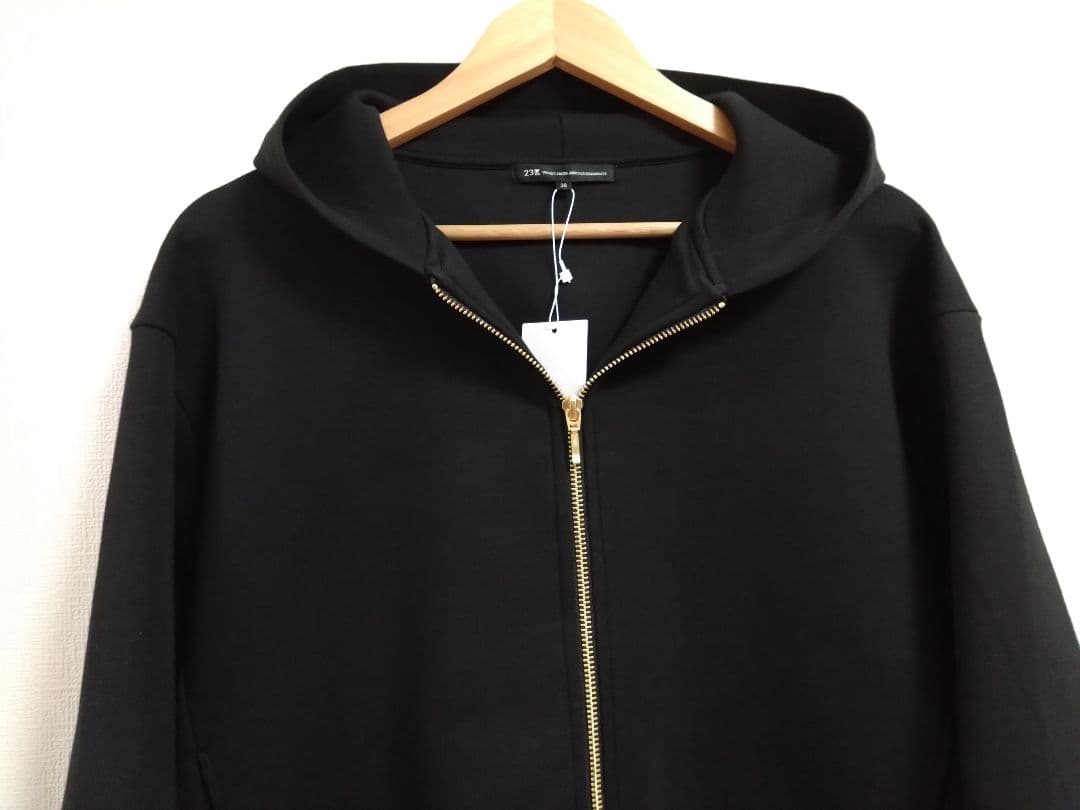 23区 完売コットンエアーダンボールコクーンフーディ