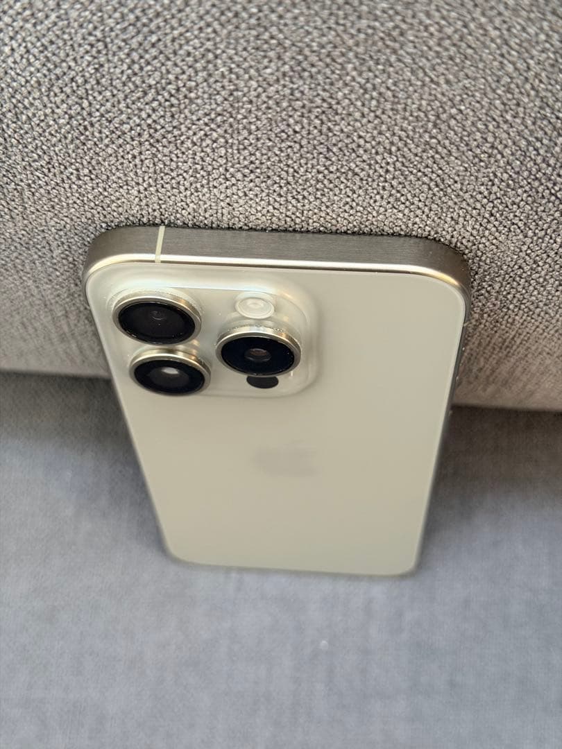 iPhone 15 Pro 256GB SIMフリー (カメラシャッター音無し)