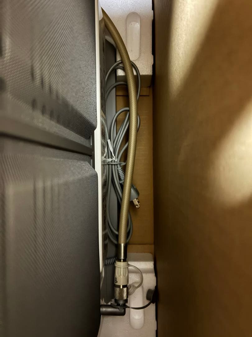 未使用　NORITS ガスファンヒーター　スノーホワイト　ガスコード付き