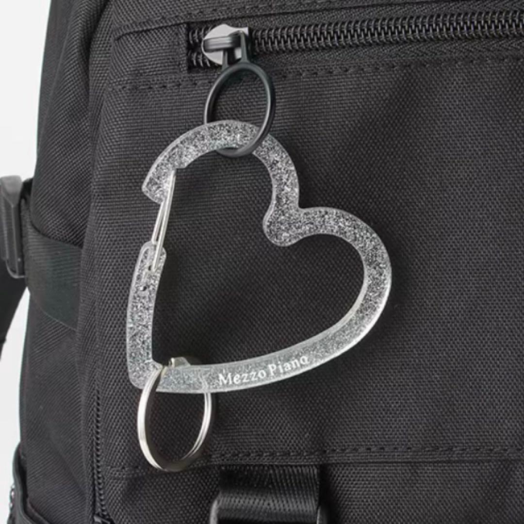 メゾピアノジュニア ラメカラビナつきフラップリュック