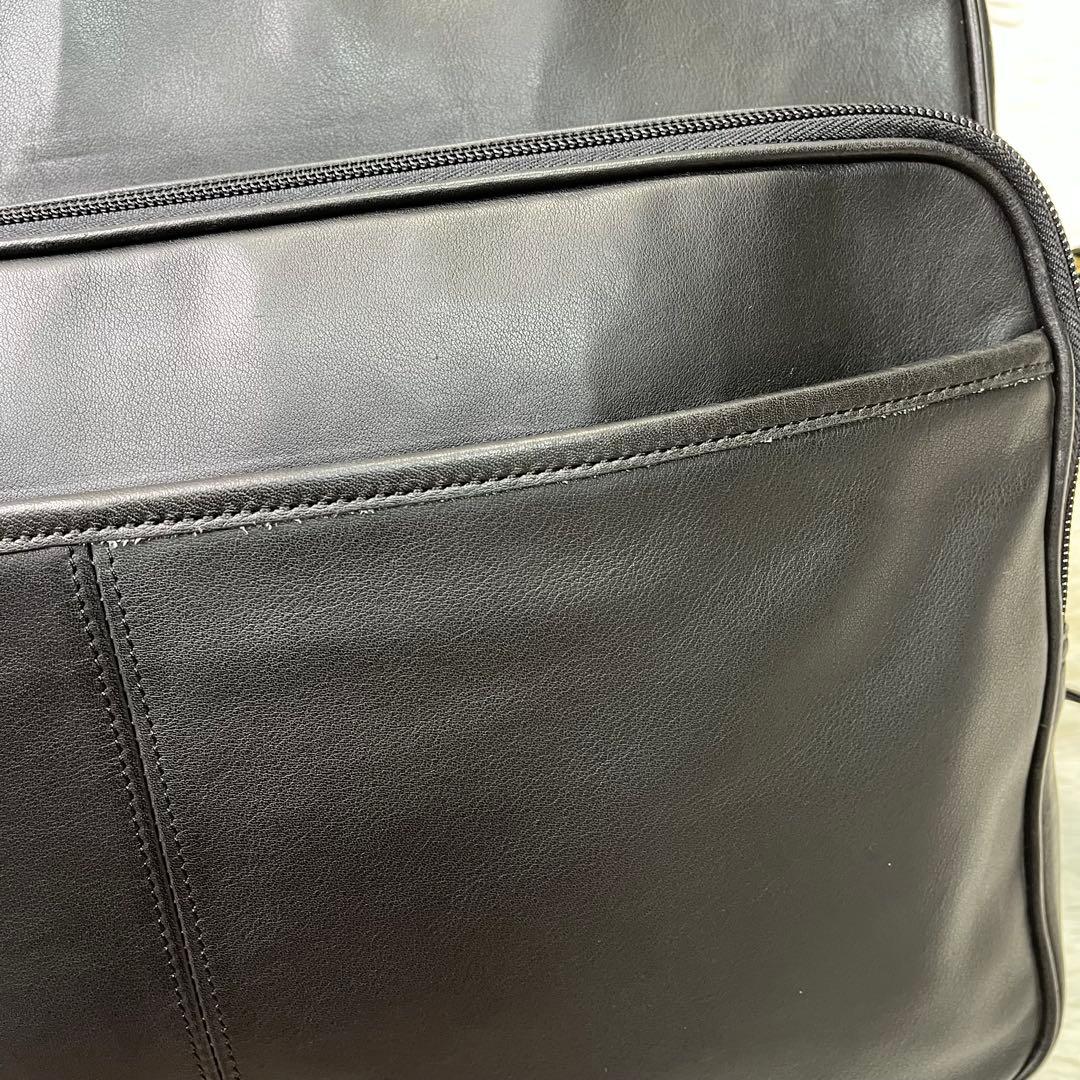 希少美品✨COACH オールドコーチ　ショルダーバッグ レザー　ブラック　A4