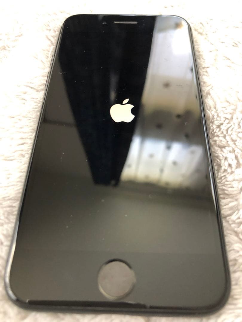 美品iPhone SE 第二世代　256GB SIMフリー　ジャンク　テープ付き