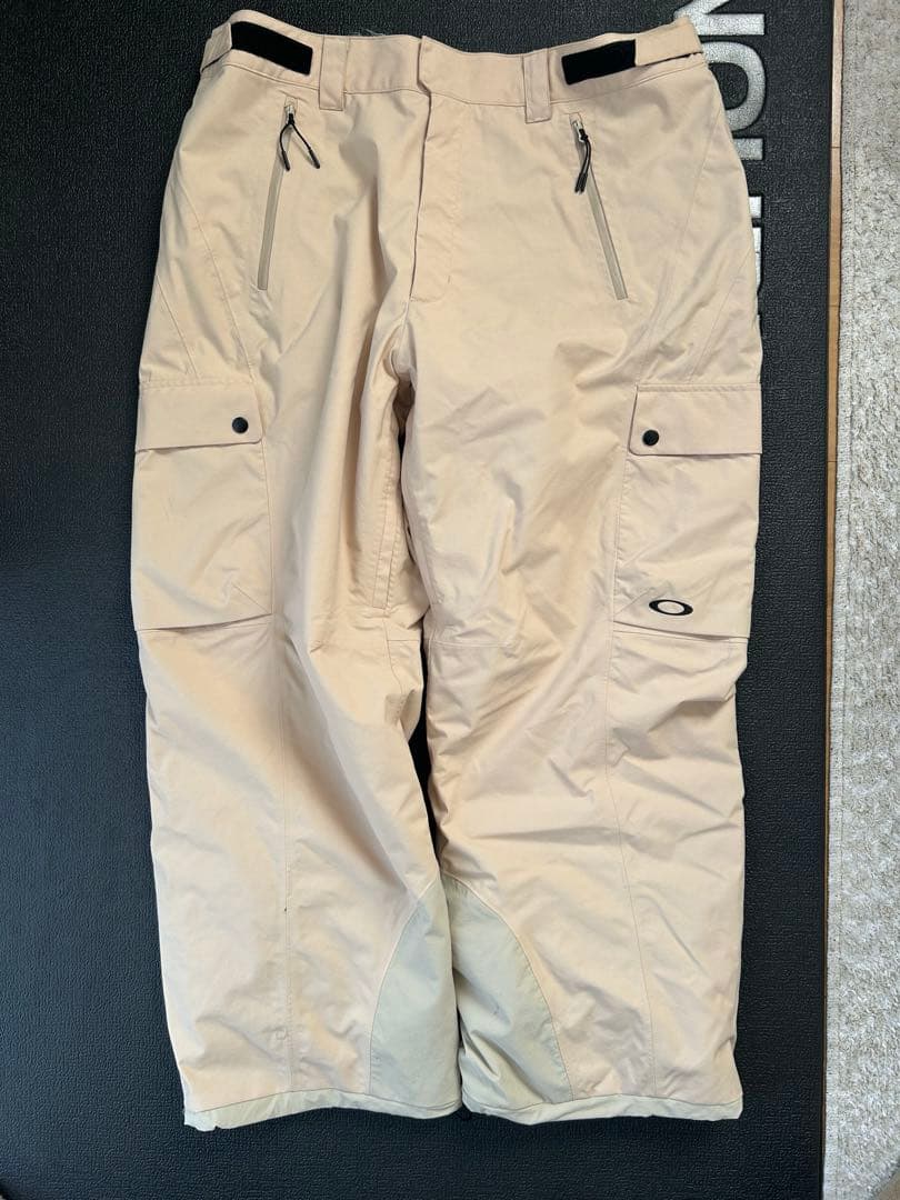 Oakley スノーボードパンツ ベージュ