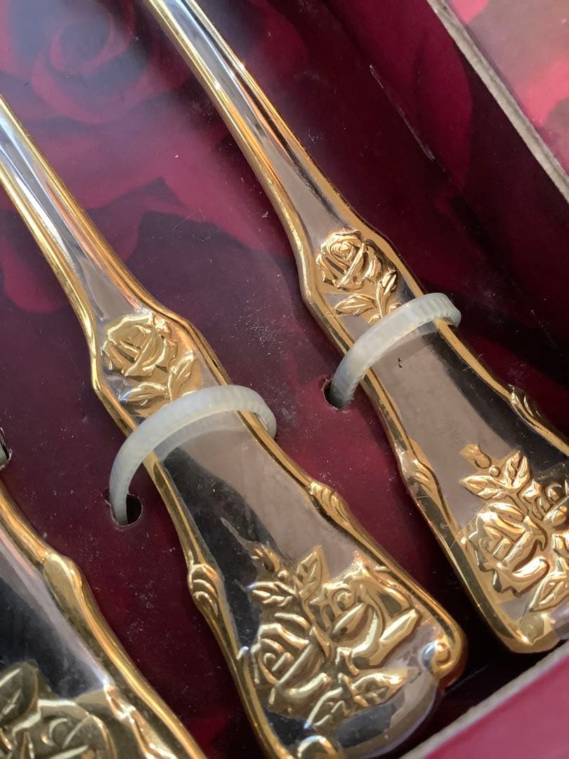   Old Country Roseカトラリー45ピース