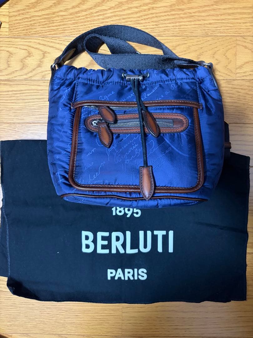 最終価格BERLUTI ベルルッティ　ナイロン　スクリットカリグラフィバッグ