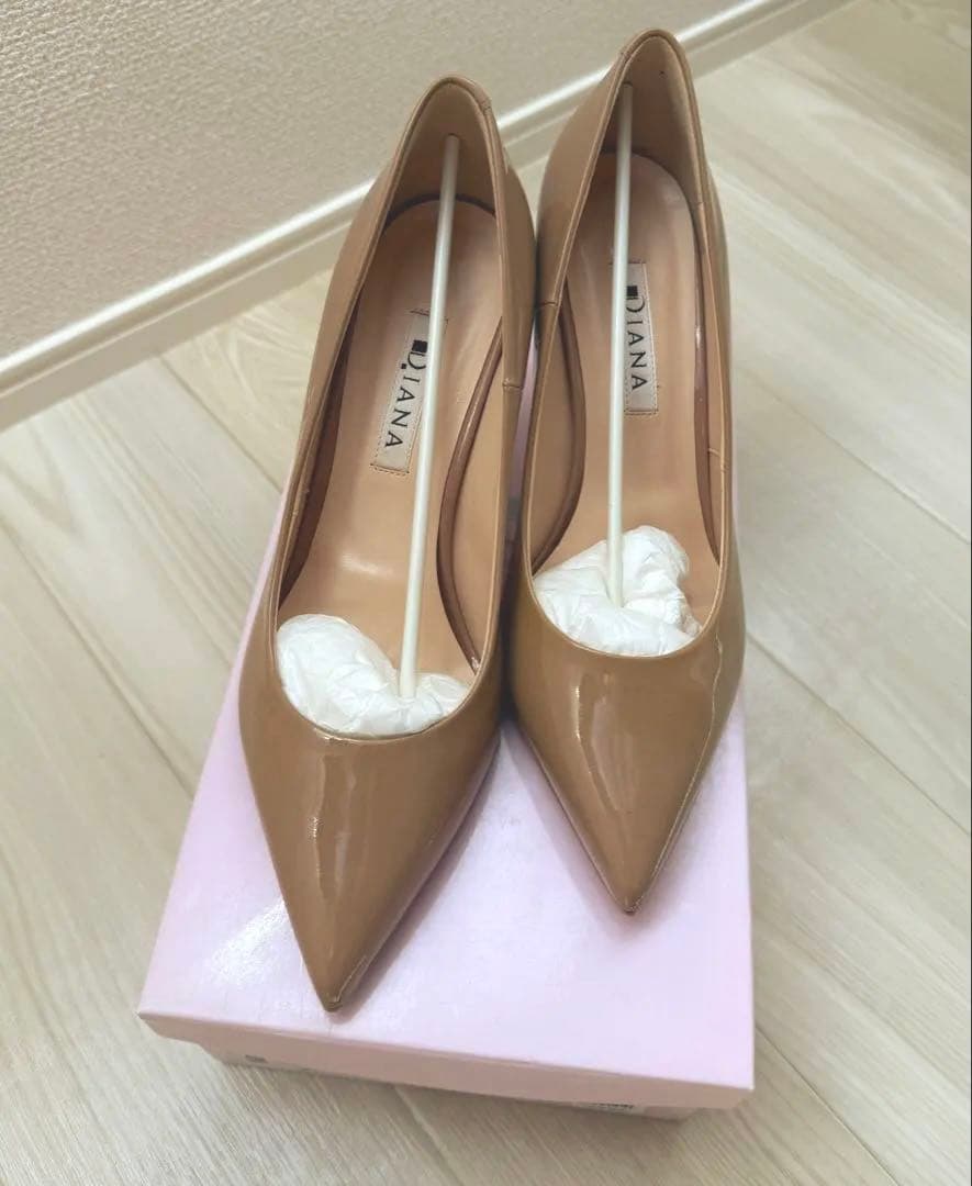 【美品】DIANA ポインテッドトゥ ハイヒール