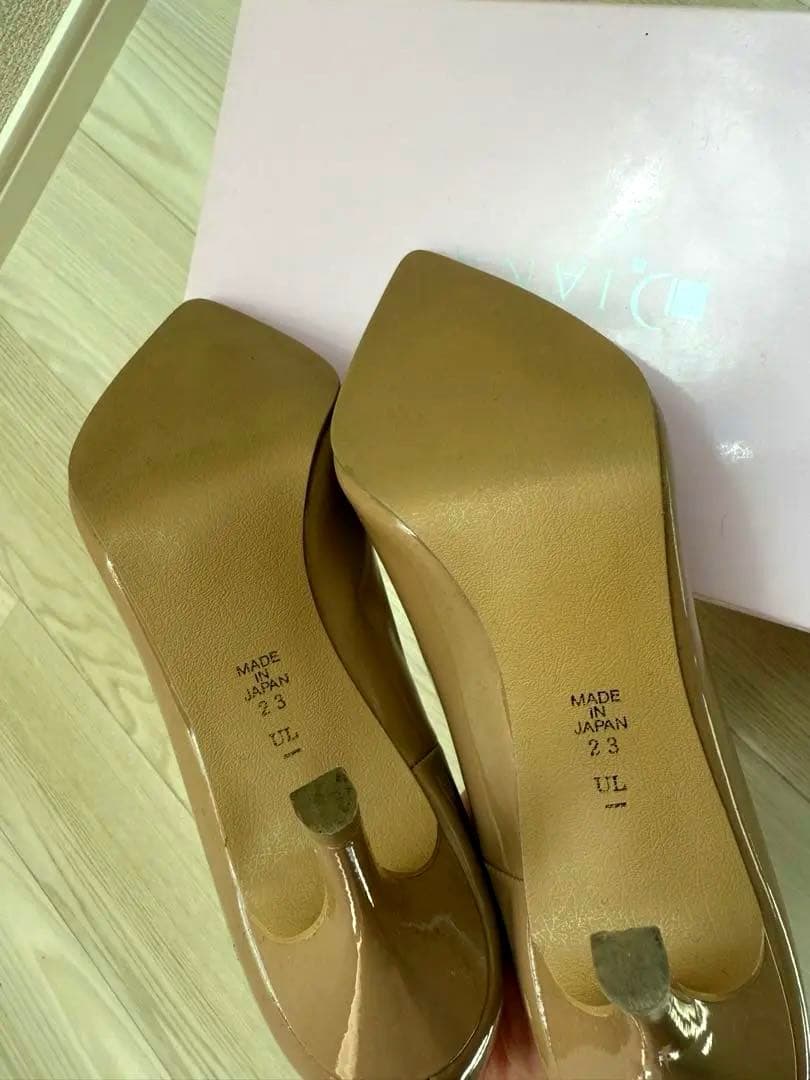 【美品】DIANA ポインテッドトゥ ハイヒール