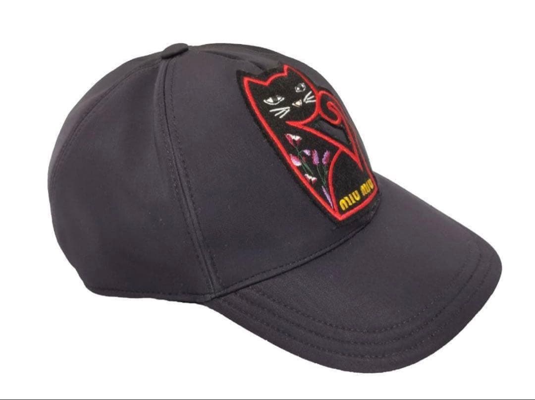 MIU MIU　ミュウミュウ　キャップ　帽子　猫　ロゴパッチ　黒