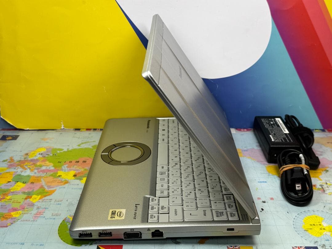 極美品 16GB・DVD レッツノート CF-SV9 12.1型 超軽量 綺麗