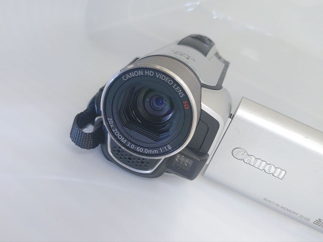 Canon iVIS HF R11 ビデオカメラ 動作確認済 B