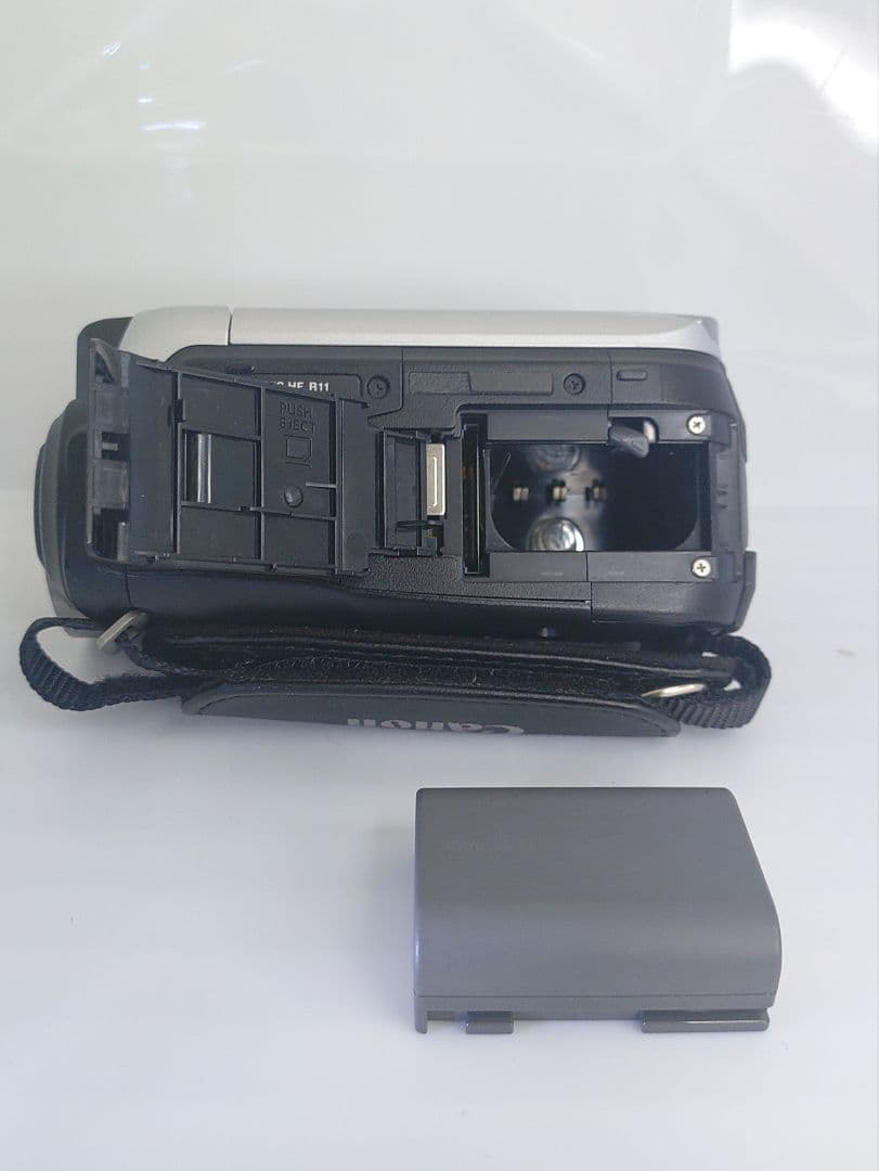 Canon iVIS HF R11 ビデオカメラ 動作確認済 B