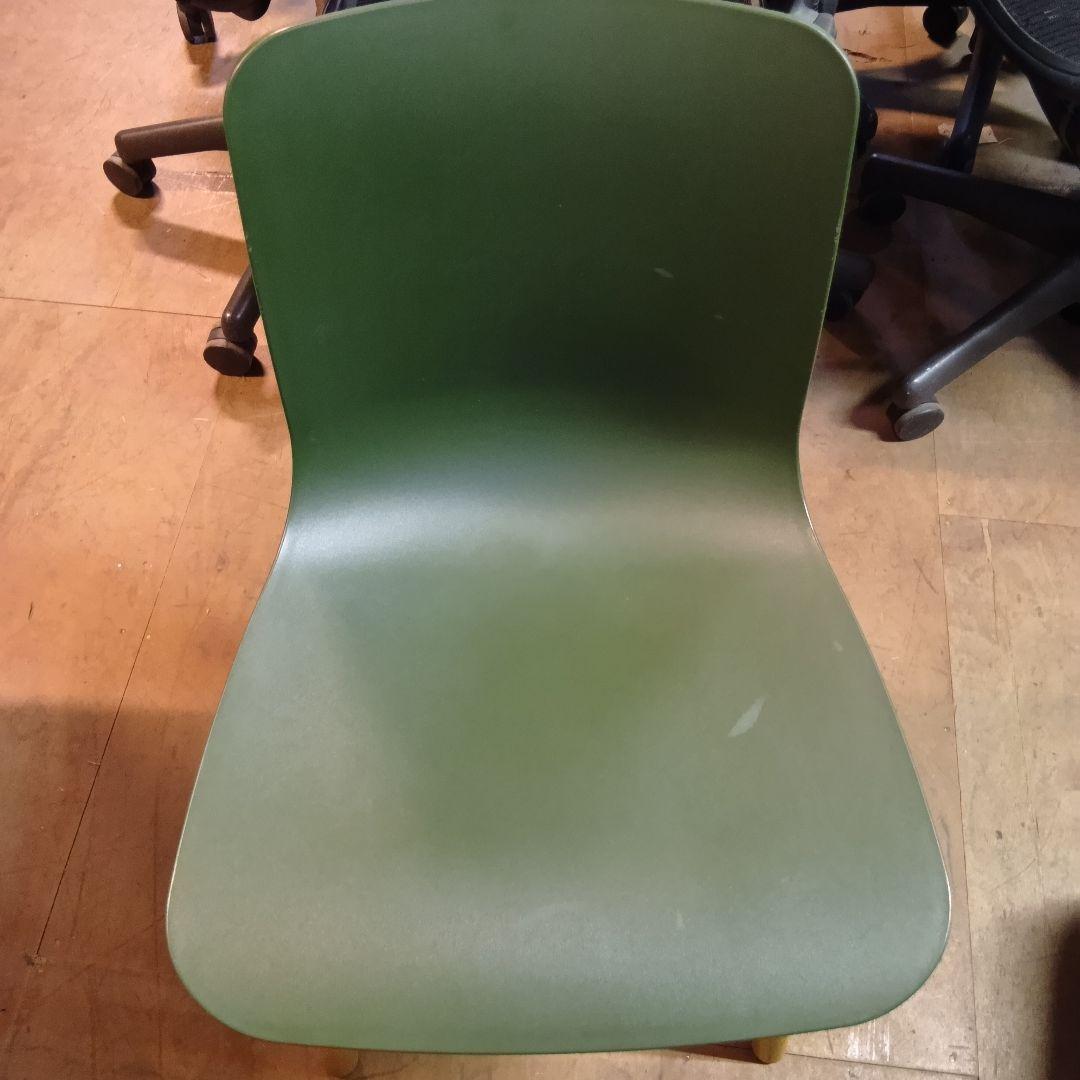 傷多数 Vitra ヴィトラ HAL Wood チェア 木製脚 グリーン