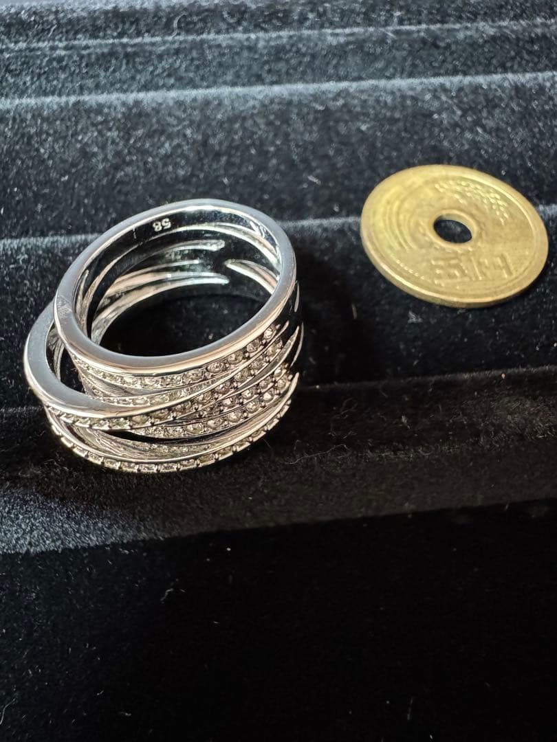 値引き希望対応しました　スワロフスキー　シルバー スパイラルリング指輪