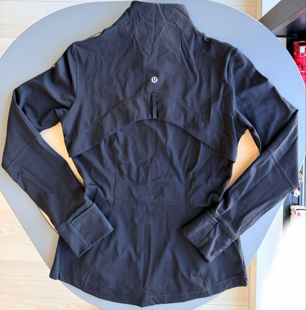 Lululemon ランニングウェア　ブラックハイネックヨガウェア サイズ2