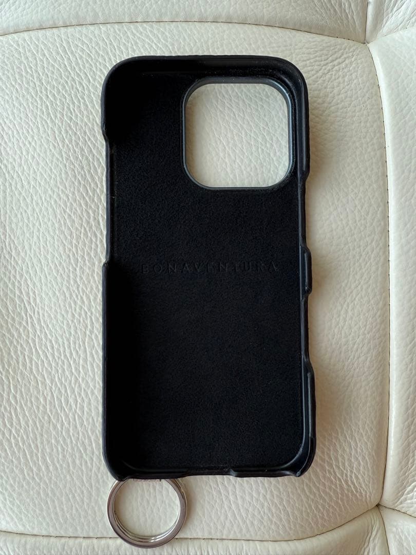 ゆ*た様 ボナベンチュラ iPhone 16 Pro ケース ストラップ