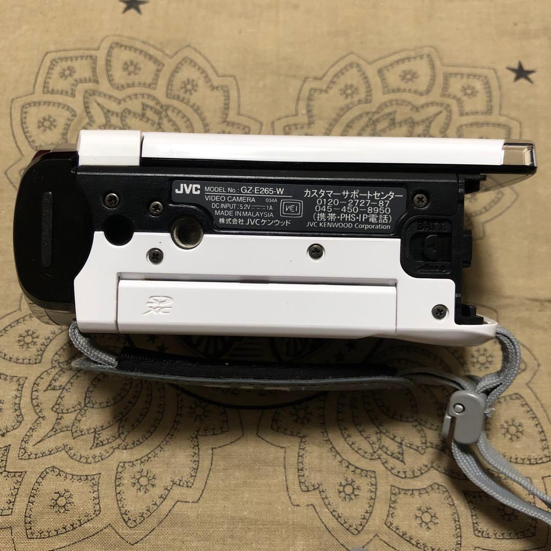 美品 JVC Everio GZ-E265 ホワイト ビデオカメラ