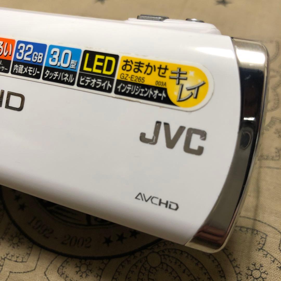美品 JVC Everio GZ-E265 ホワイト ビデオカメラ