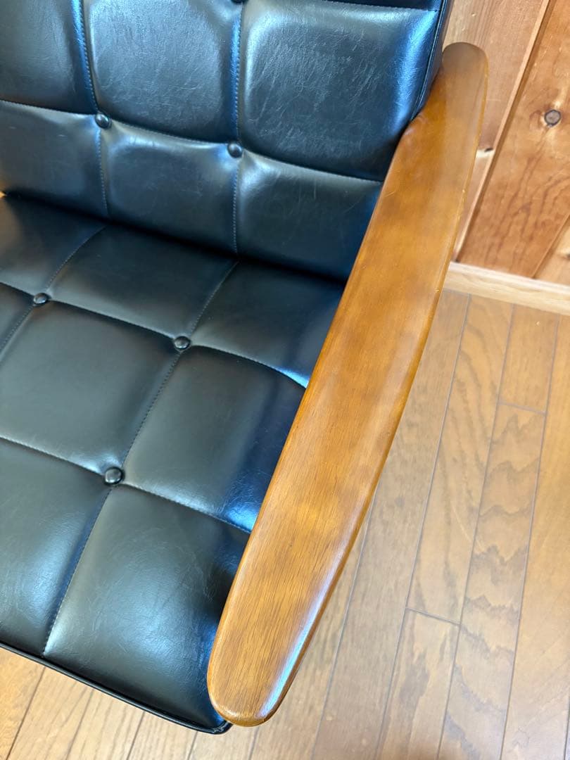 liyeye【カリモク】Kチェア ①