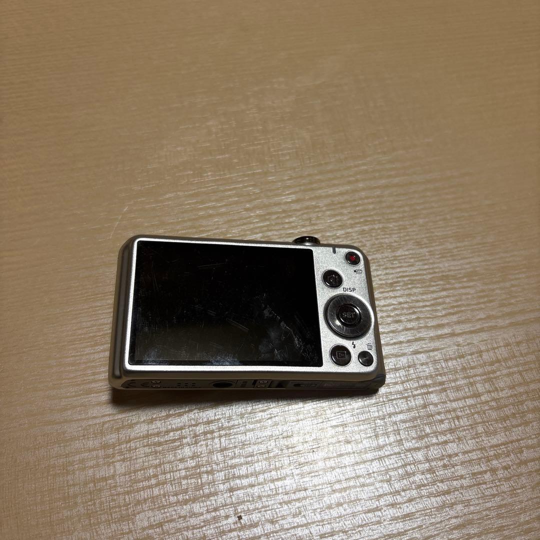 CASIO EXILIM 16.1メガピクセル 6倍ズーム