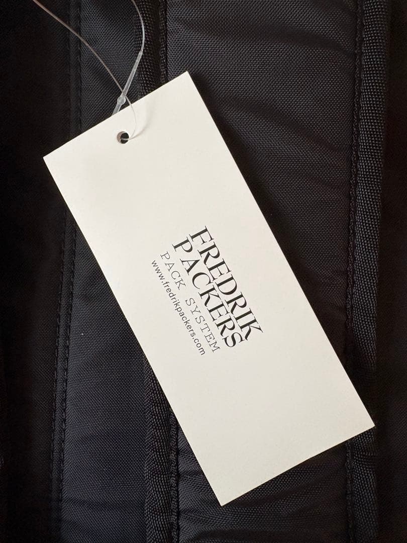 FREDRIK PACKERS リュック　ブラック x ゼブラテープ　タグ付き