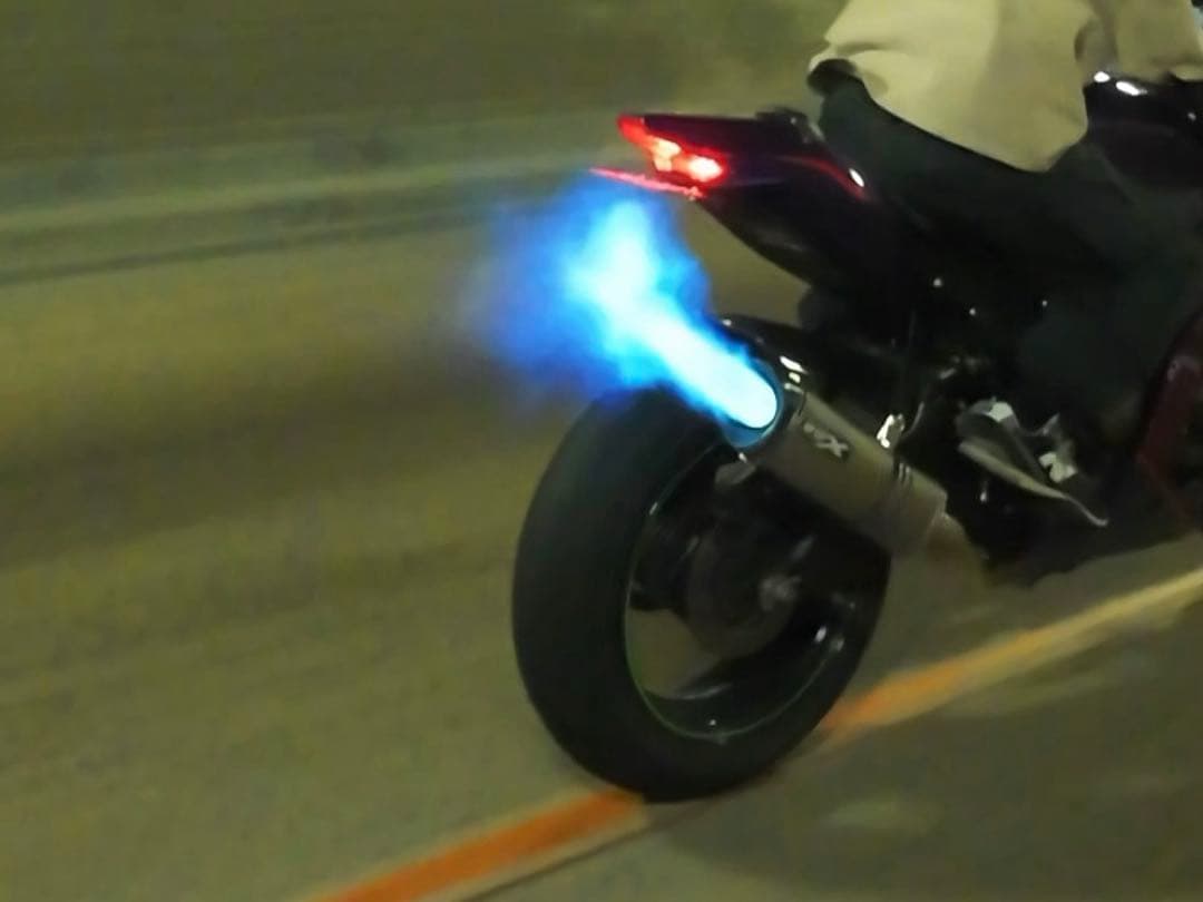 PIPEWERX マフラー ZX-10R 2016–2020