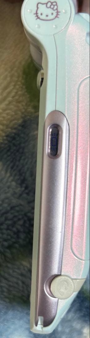 激レア au ハローキティ 2002年 美品 非売品ストラップ付