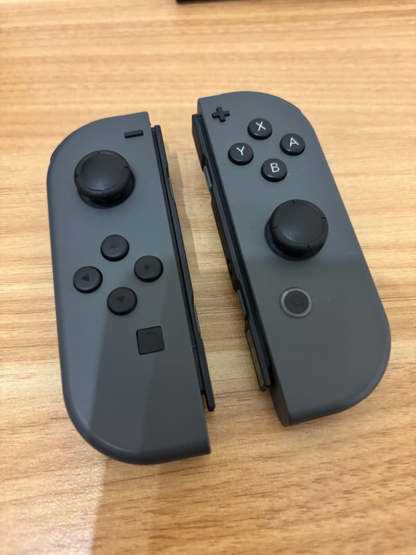 ⭐️プロコン・ソフト付き　Nintendo Switch 本体