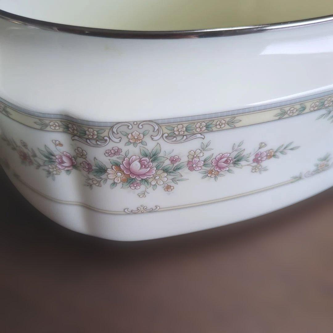 Noritake キャセロール　 蓋付ボウル　 シェナンドー　薔薇　銀縁