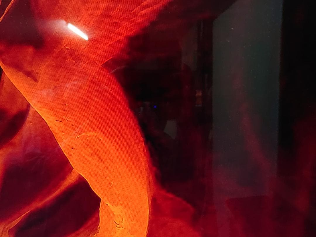 70型 高解像液晶テレビ シャープアクオス 4K 2.1chスピーカーシステム