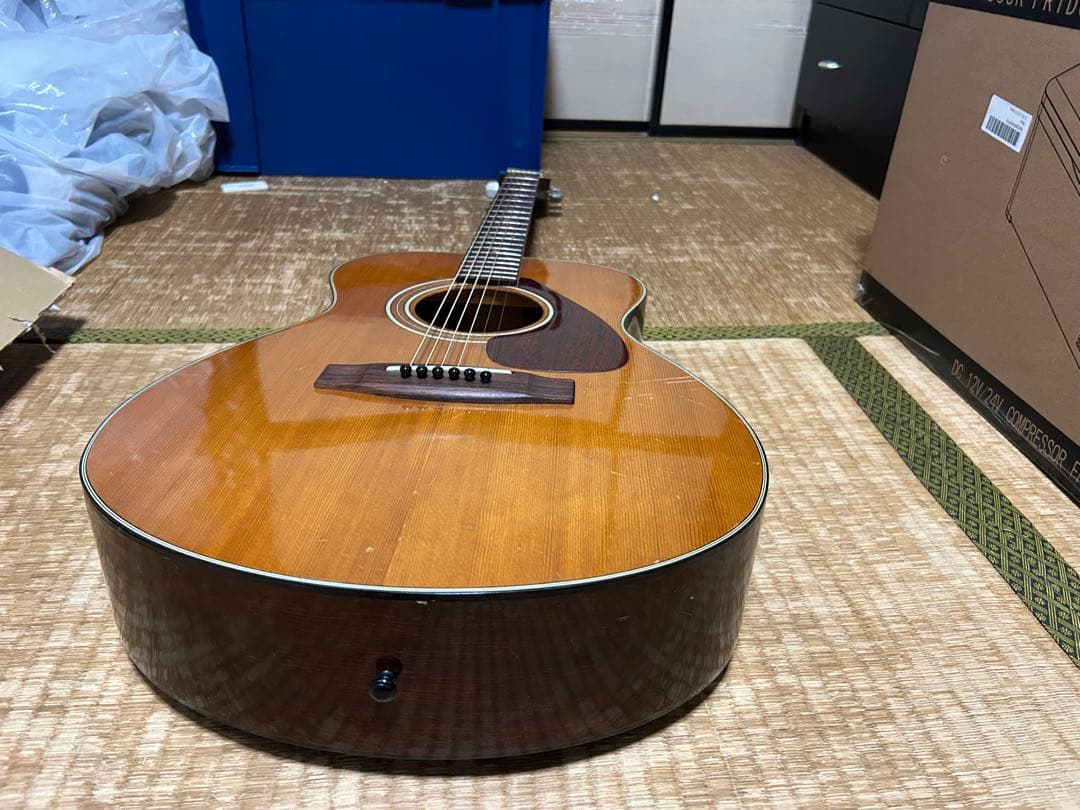 ヤマハ YAMAHA FG-130 グリーンラベル　ギター　中古品　ケース付き