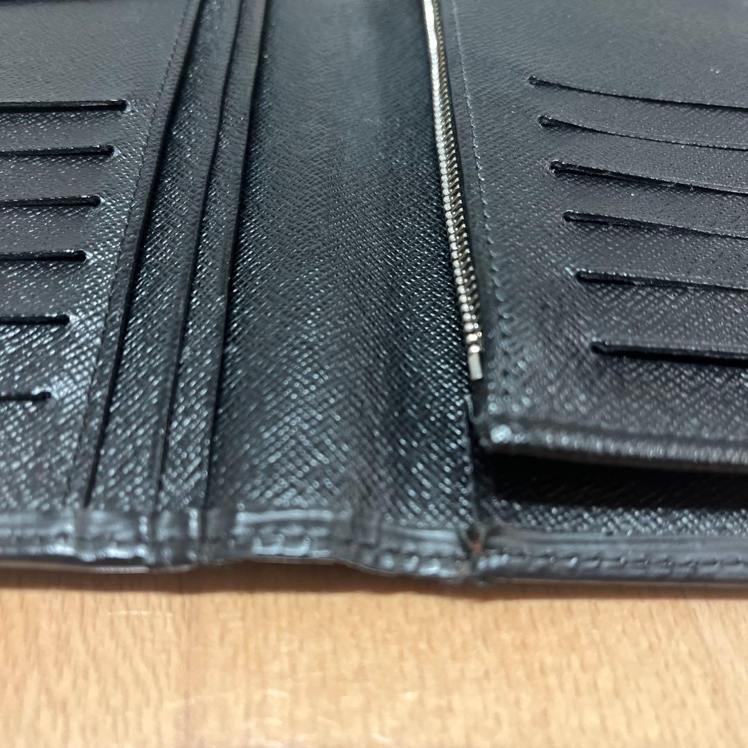 ルイヴィトン　エピ　ポルトフォイユ　プラザ　長財布　ノワール　黒