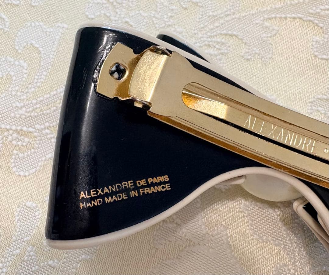 ❤️最終価格❤️美品✨アレクサンドルドゥパリ 立体 パール リボン バレッタ 黒