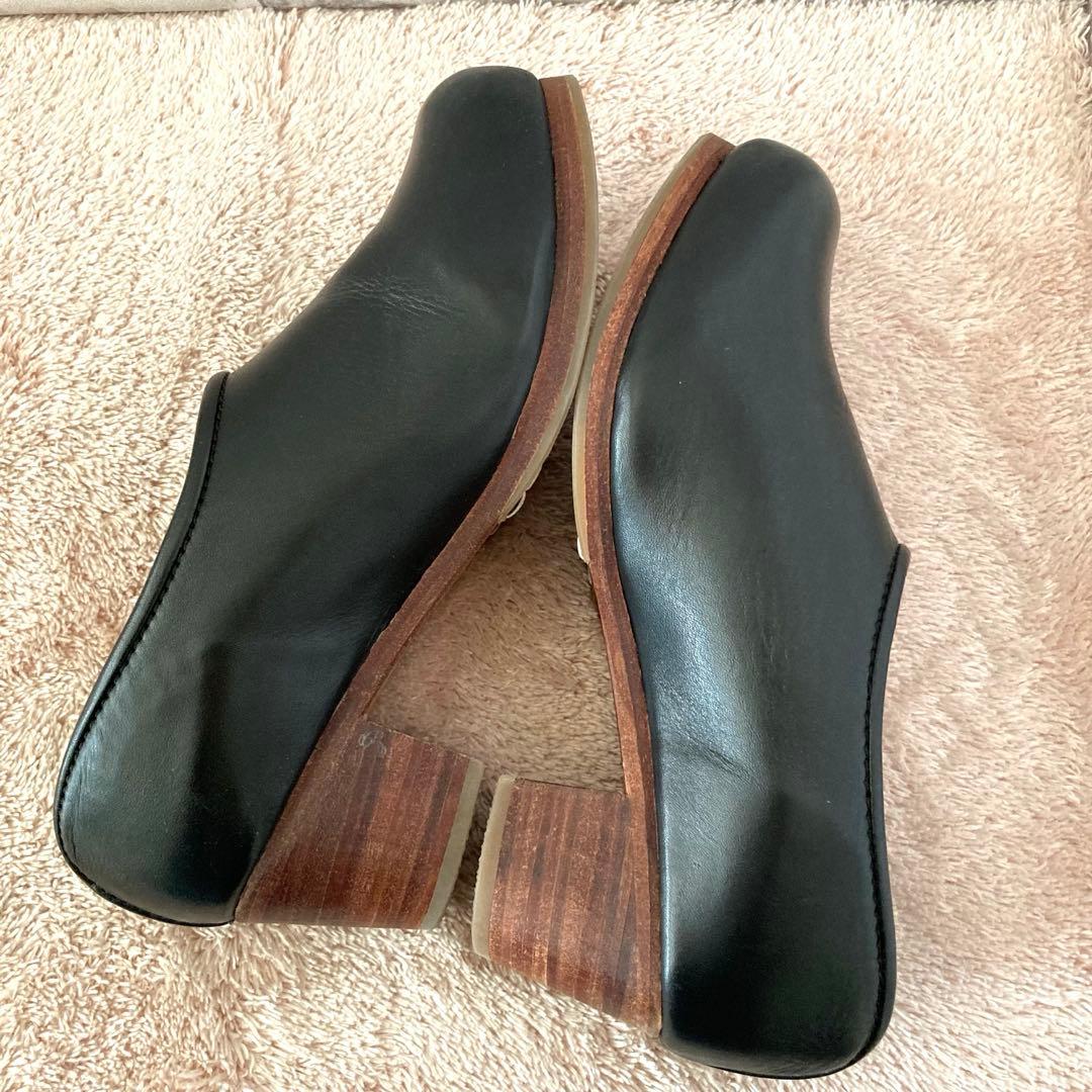 [土日限定][極美品] hcubuch フーブ　はまぐりがた　カウレザーシューズ