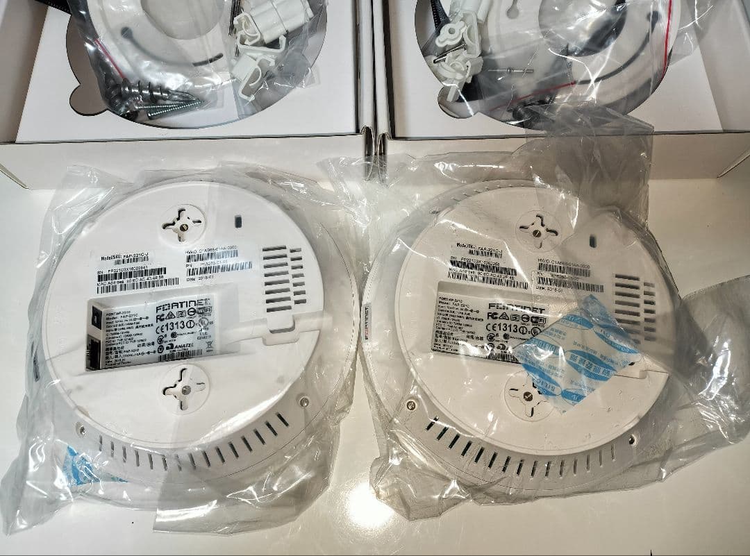 新品・未使用品 FORTINET FAP-221C-J 無線アクセスポイント