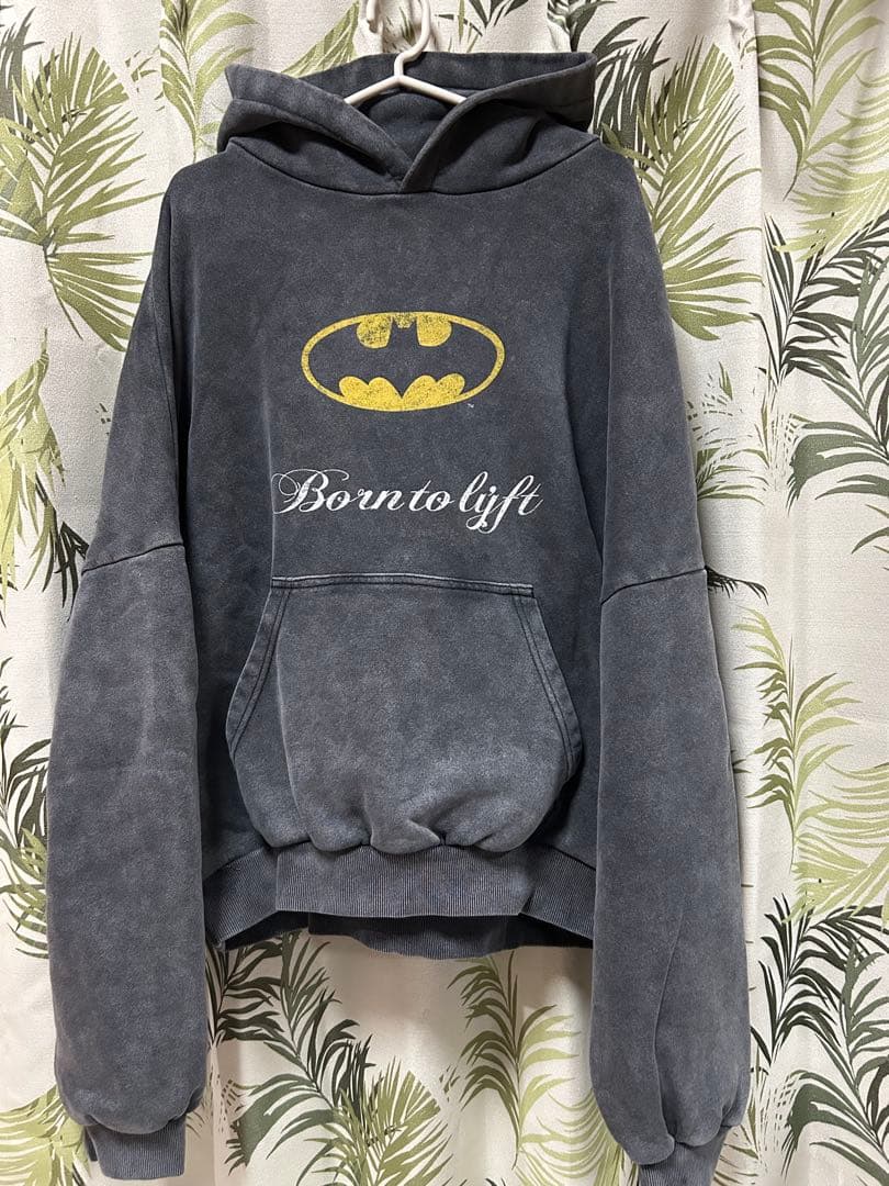 LYFT バットマンコラボ　フーディ　Lサイズ