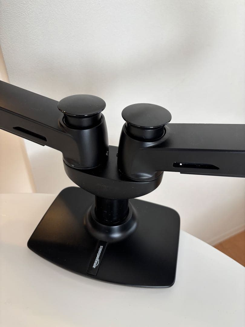 Amazon Basic モニターアーム デュアル-ディスプレイ