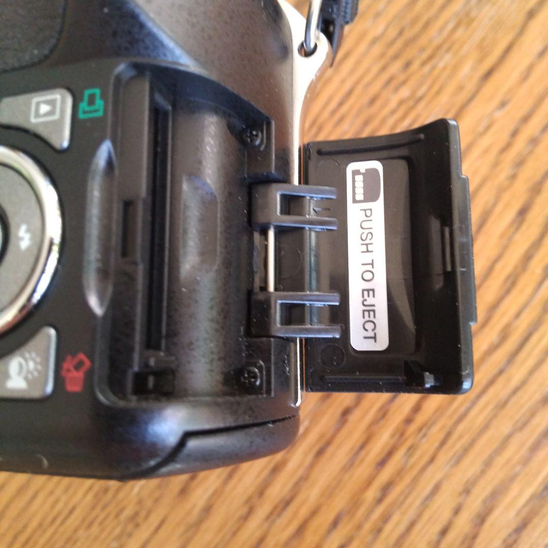 ★動作確認/良品★オリンパス SP-560UZ　18倍光学ズーム【おまけ２点】