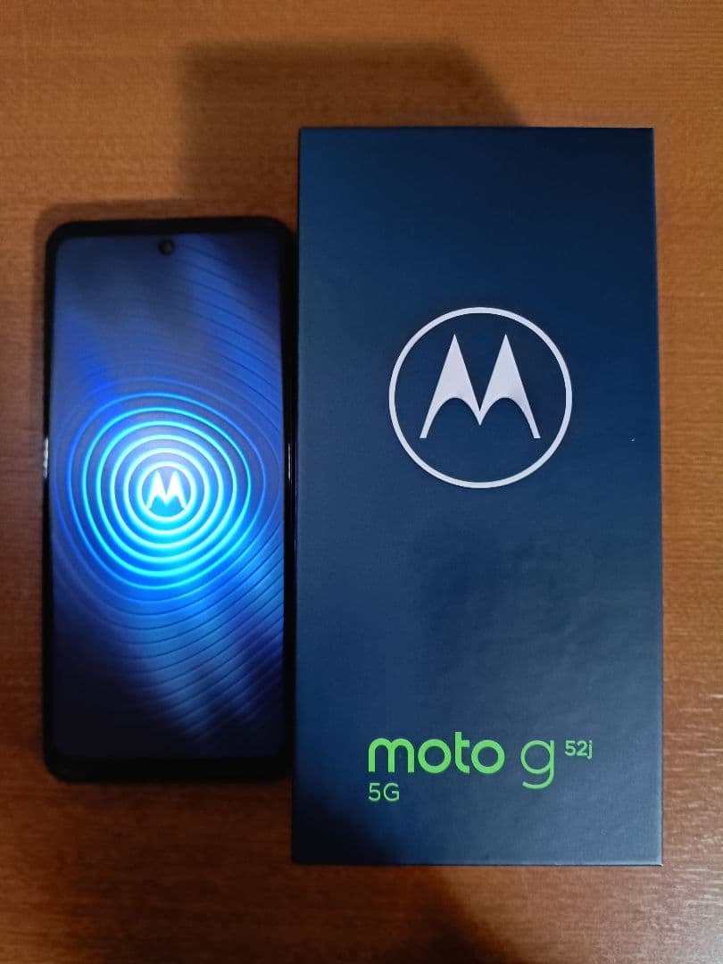 モトローラ　moto g52j 5G　アンドロイド スマホ 本体