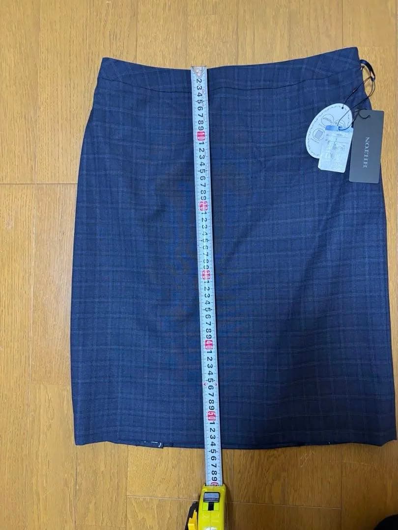 HILTON ネイビー チェック柄 パンツスーツ3点セット11号 試着のみ