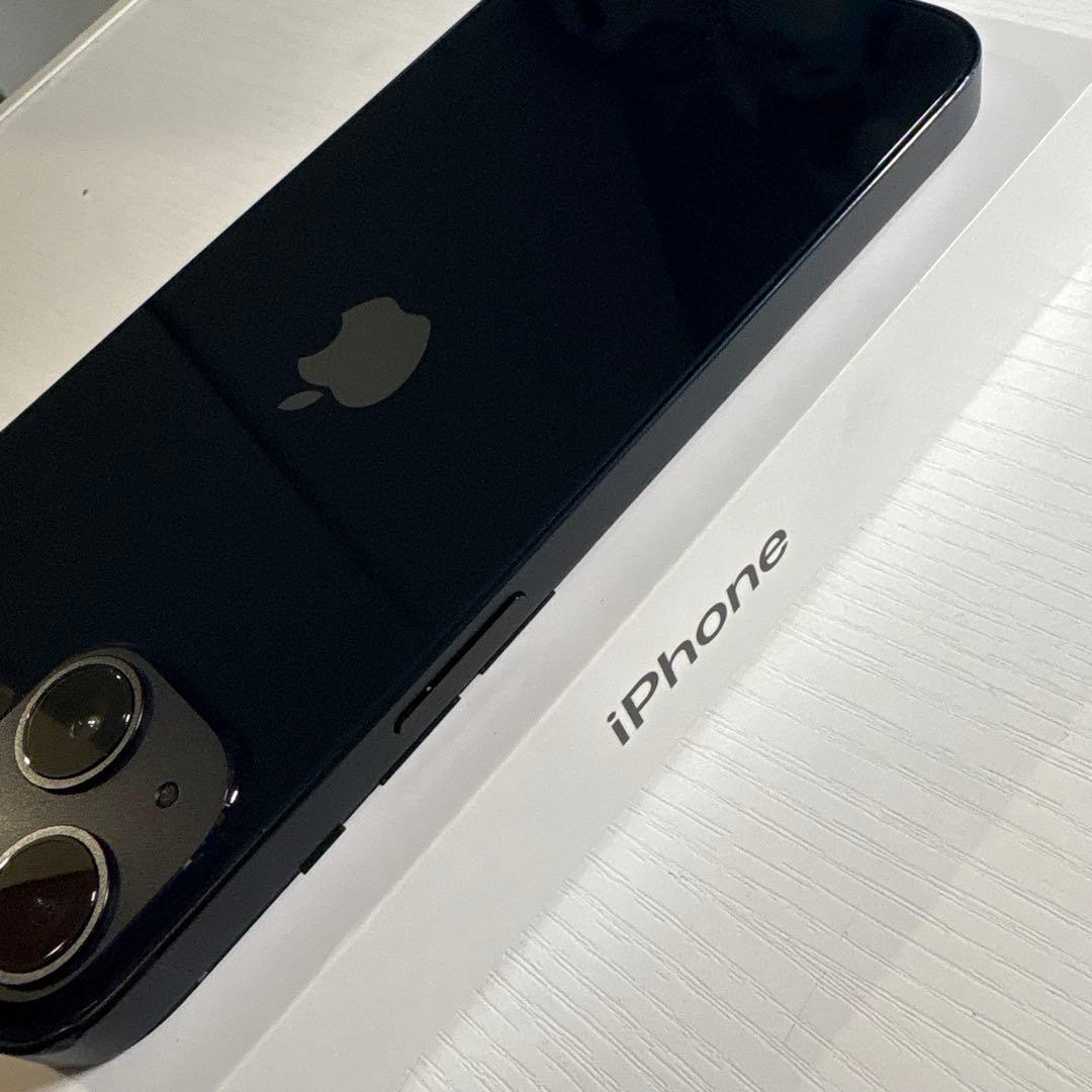 iPhone13 128GB ミッドナイト SIMフリー 極美品
