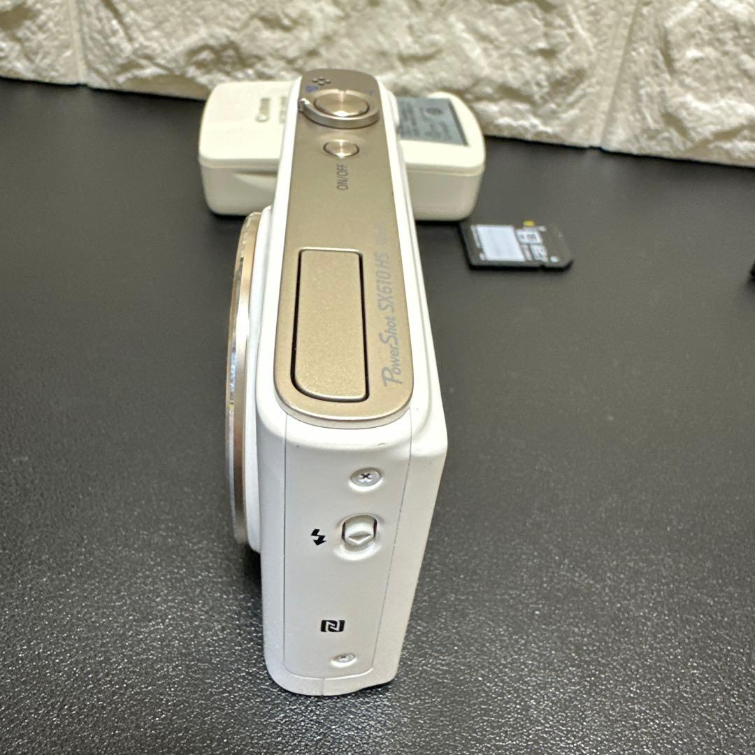 美品Canon Powershot SX610 HS ホワイト 動作品