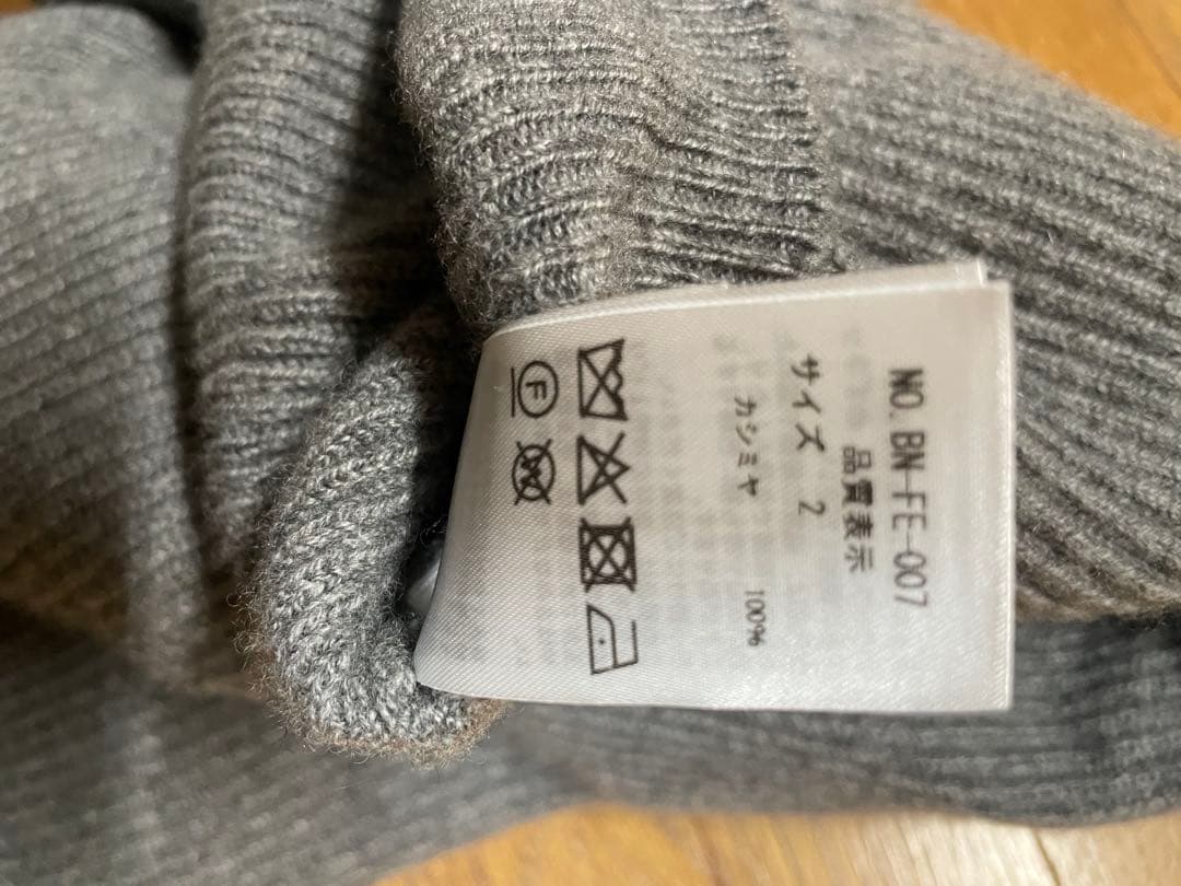 ち*ー様 BATONER INNOCENT CASHMERE RIB CREW