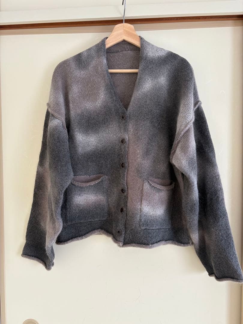 PERVERZE パーバーズ　Spray Drawing Knit / Gray